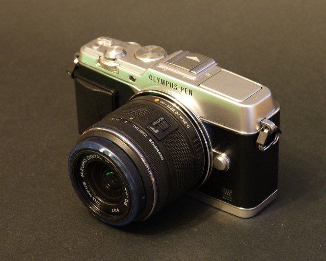 Olympus E-P5 mit dem 14-42 Kit-Objektiv