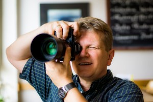 Der Autor dieses Blogs "testet" das 90er Sony-Macro an der A7R. (c) Jörg Langer