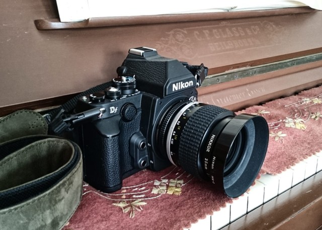 Nikkor AI-S 1.4/35 an der Nikon Df (Foto: Sony Xperia Z3)