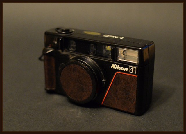 nikon1