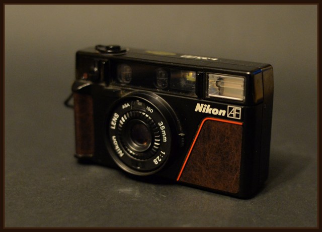 nikon2