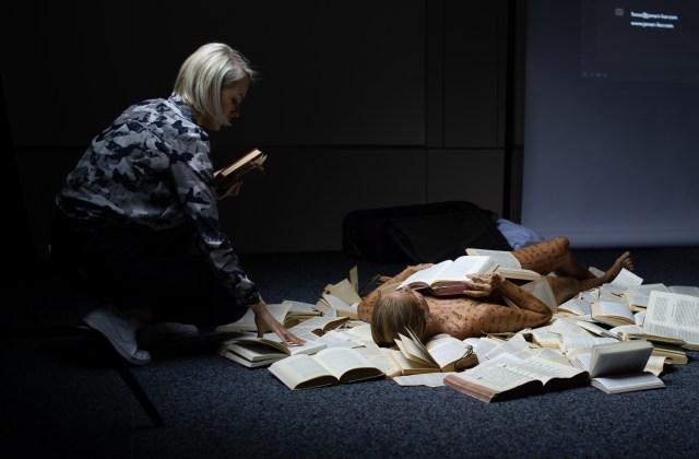 AmelieNikonDays19-1_MakeOf